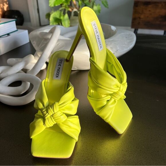 Steve Madden Neon Knotted Heels - Striking Style Size7.5 - Picture 5 of 7